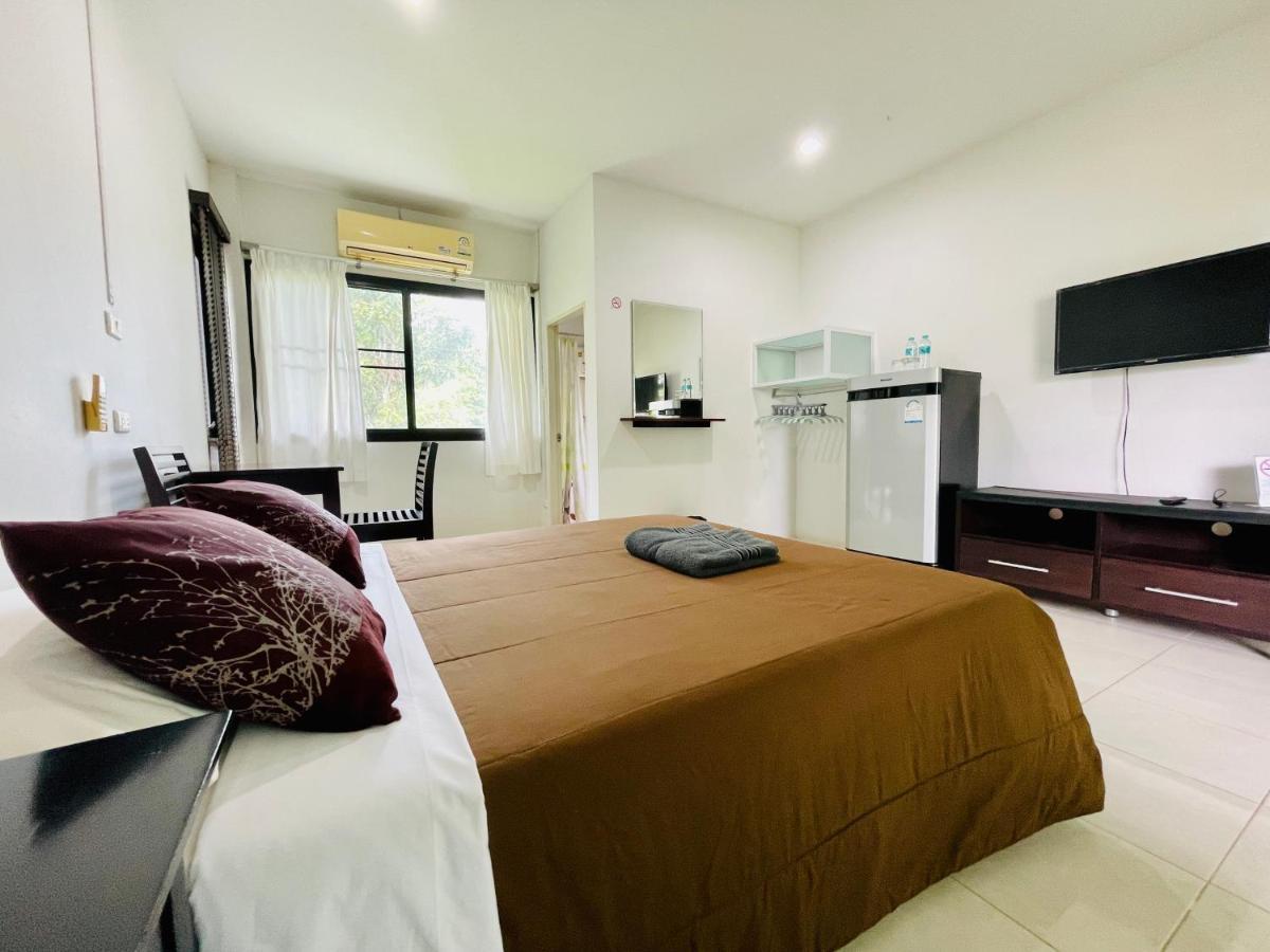 Wassana Sitdharma Guesthouse Trang Luaran gambar