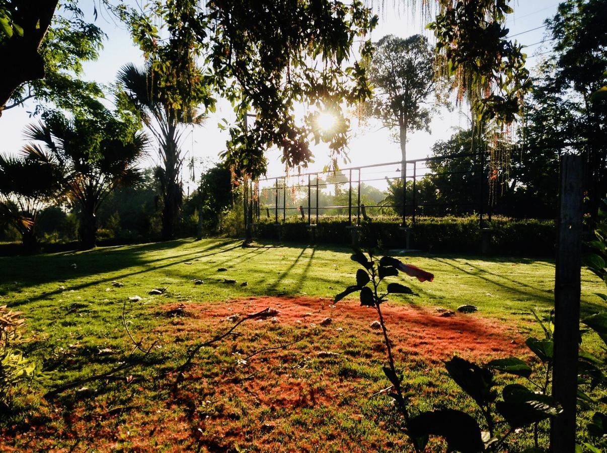 Wassana Sitdharma Guesthouse Trang Luaran gambar